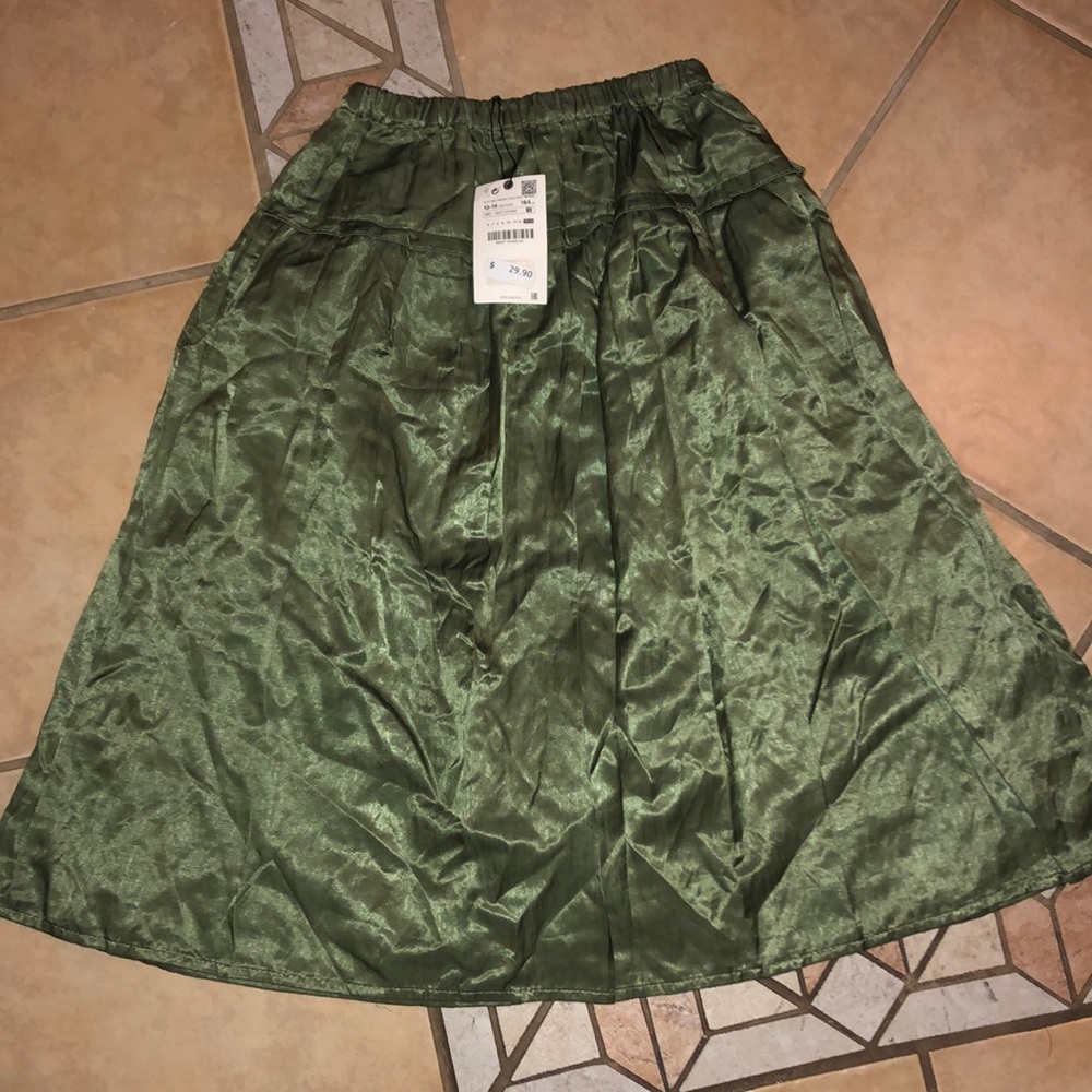 Girls skirt